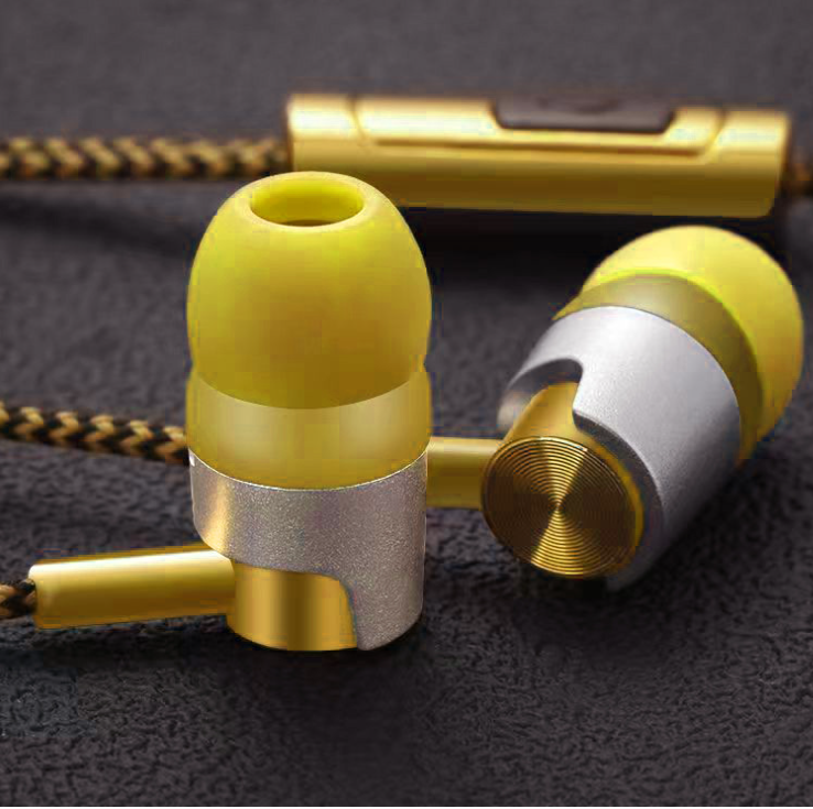 Durable braided wiring karaoke with microphone earphones